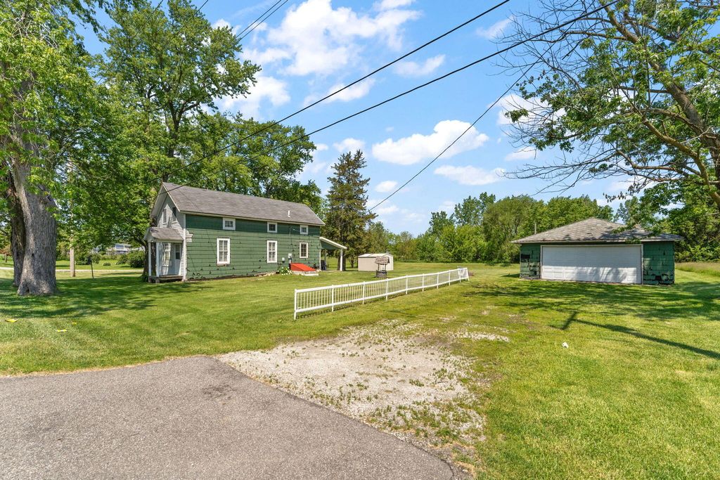 Photo of 15220 W 101st Avenue, Dyer, IN 46311 (MLS # 839630)