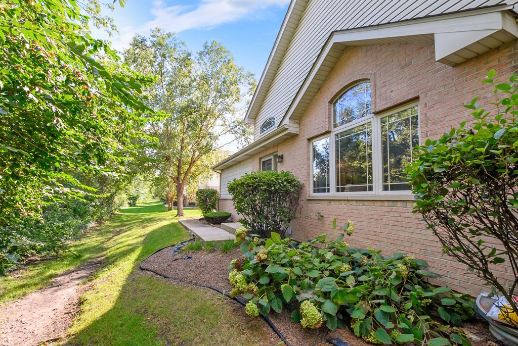 Photo of 9983 Gettler Street, Dyer, IN 46311 (MLS # 845805)