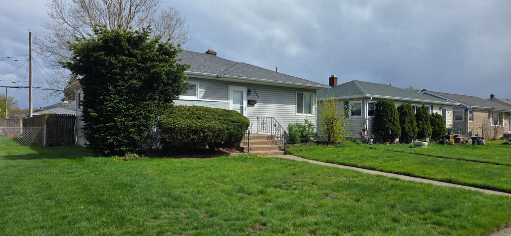 Photo of 7529 Maryland Avenue, Hammond, IN 46323 (MLS # 837906)