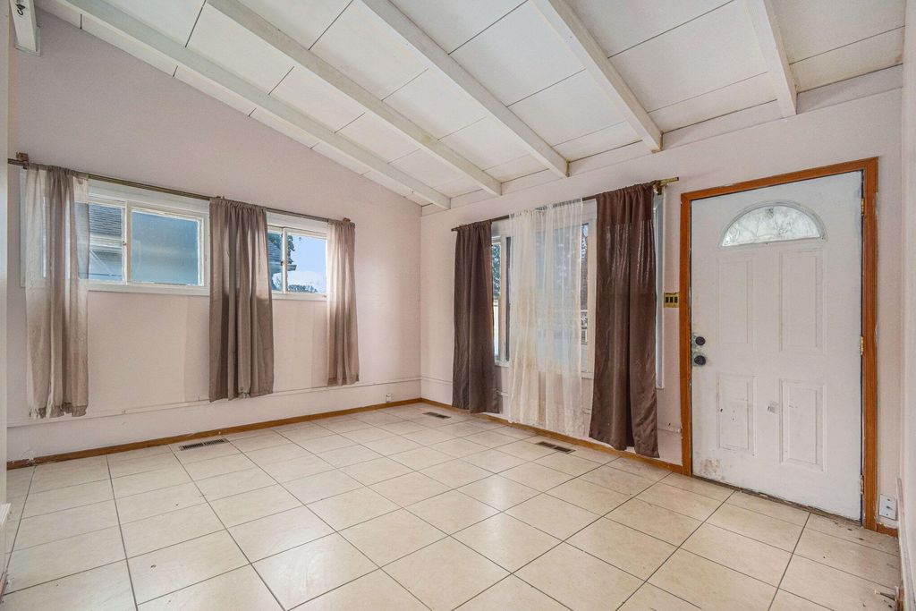 Photo of 3105 Oakdale Avenue, La Porte, IN 46350 (MLS # 836426)