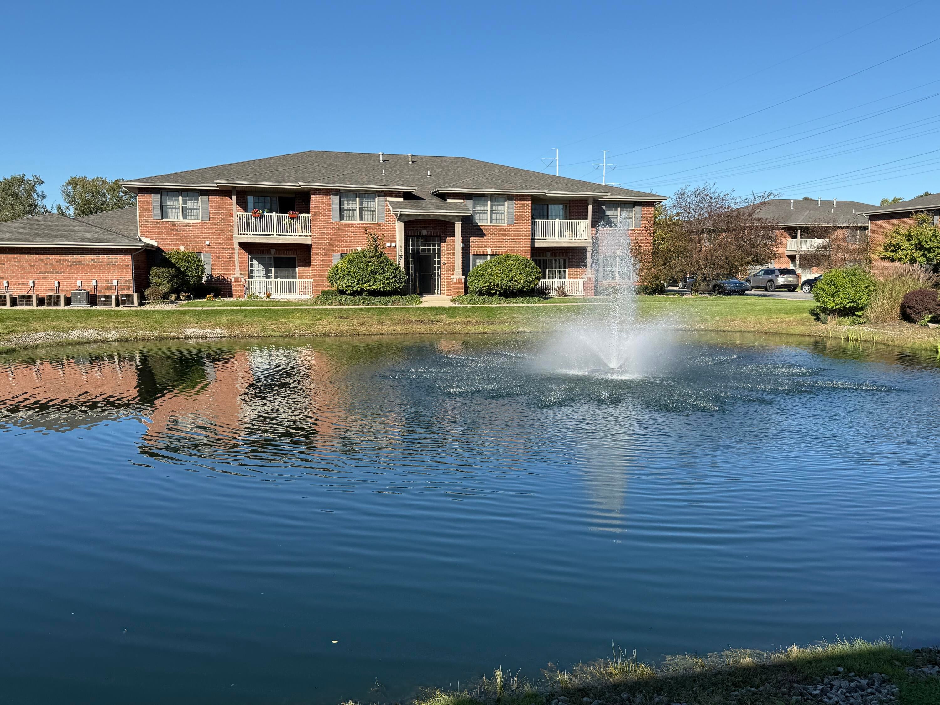 545 Cambridge Court 2c