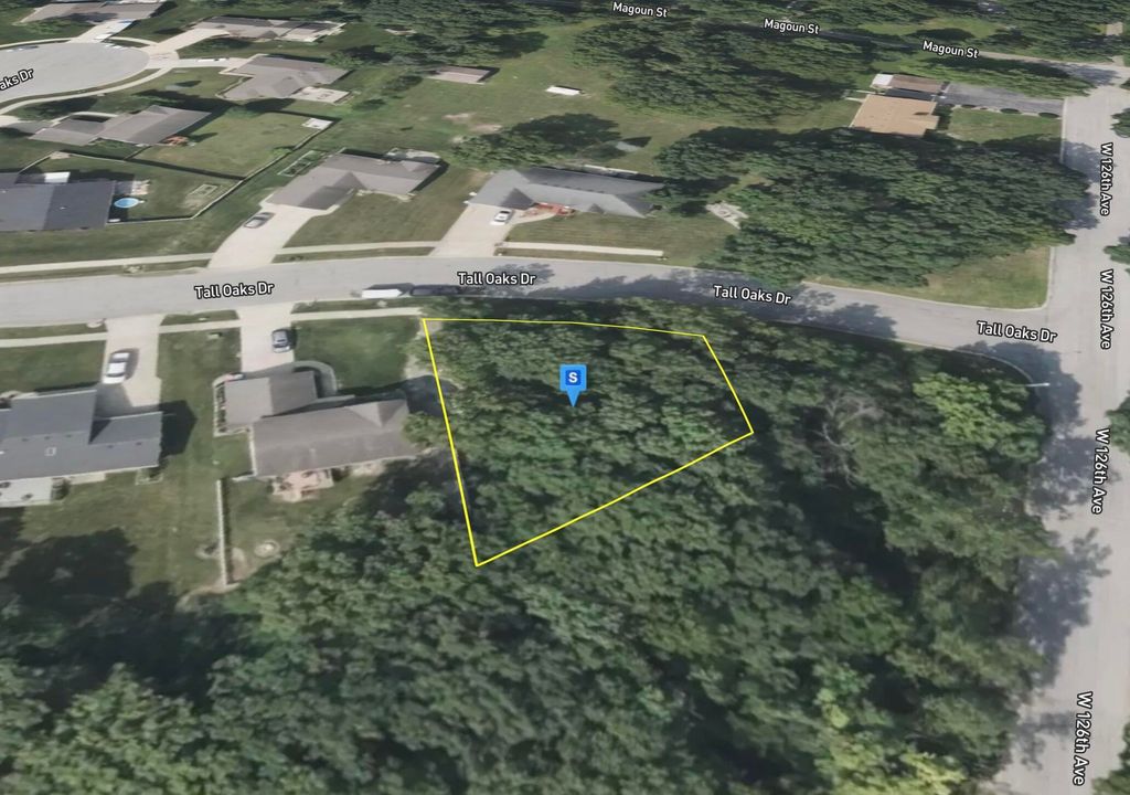 Photo of 12605 Tall Oaks Drive, Cedar Lake, IN 46303 (MLS # 833324)