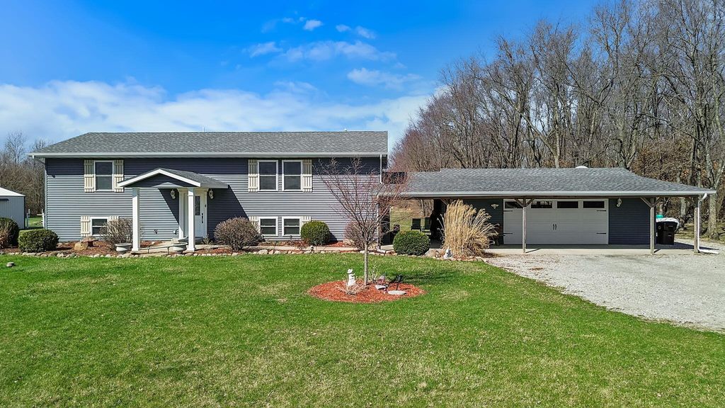 Photo of 2892 E 800 N, Lake Village, IN 46349 (MLS # 835849)