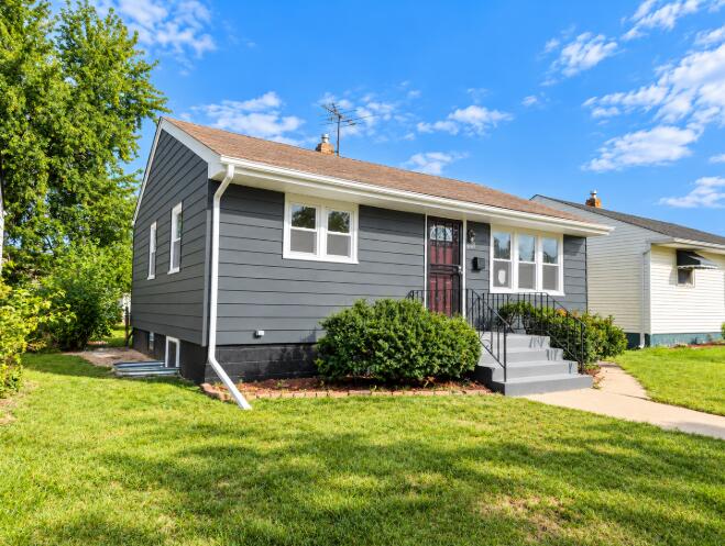 Photo of 629 Hamlin Street, Gary, IN 46406 (MLS # 845761)