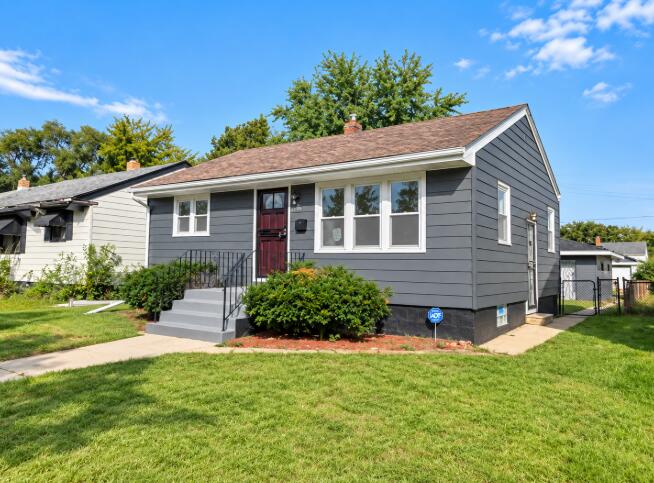 Photo of 629 Hamlin Street, Gary, IN 46406 (MLS # 845761)