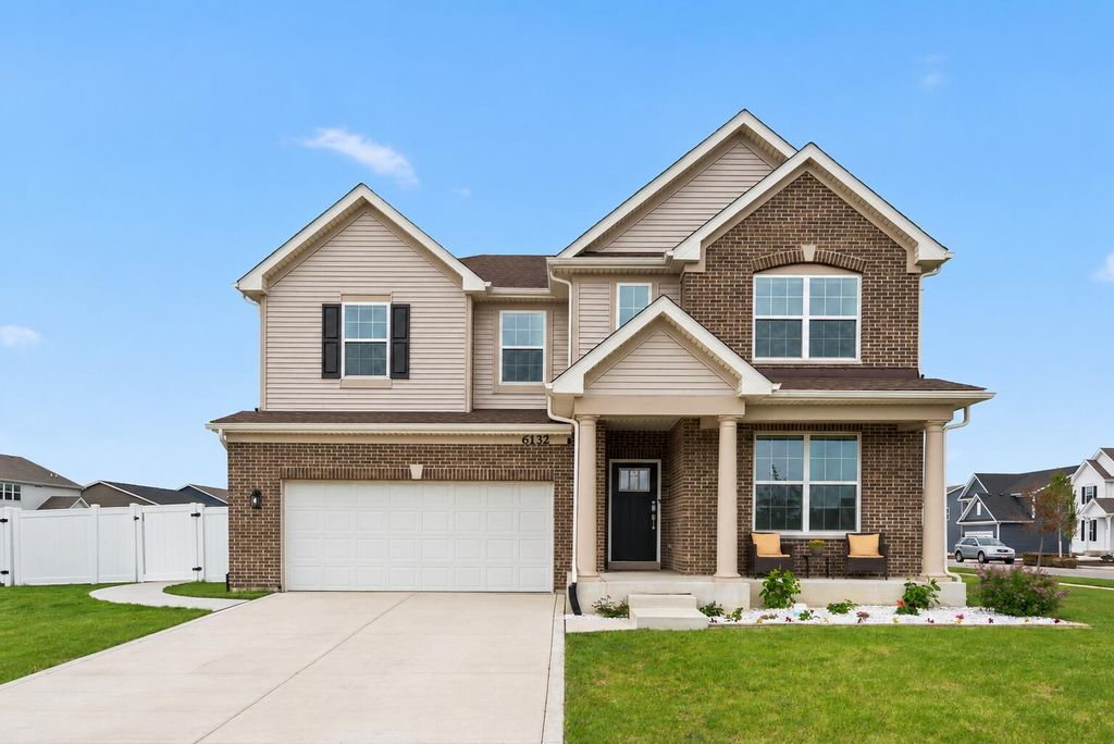 Photo of 6132 E 115th Avenue, Crown Point, IN 46307 (MLS # 838907)