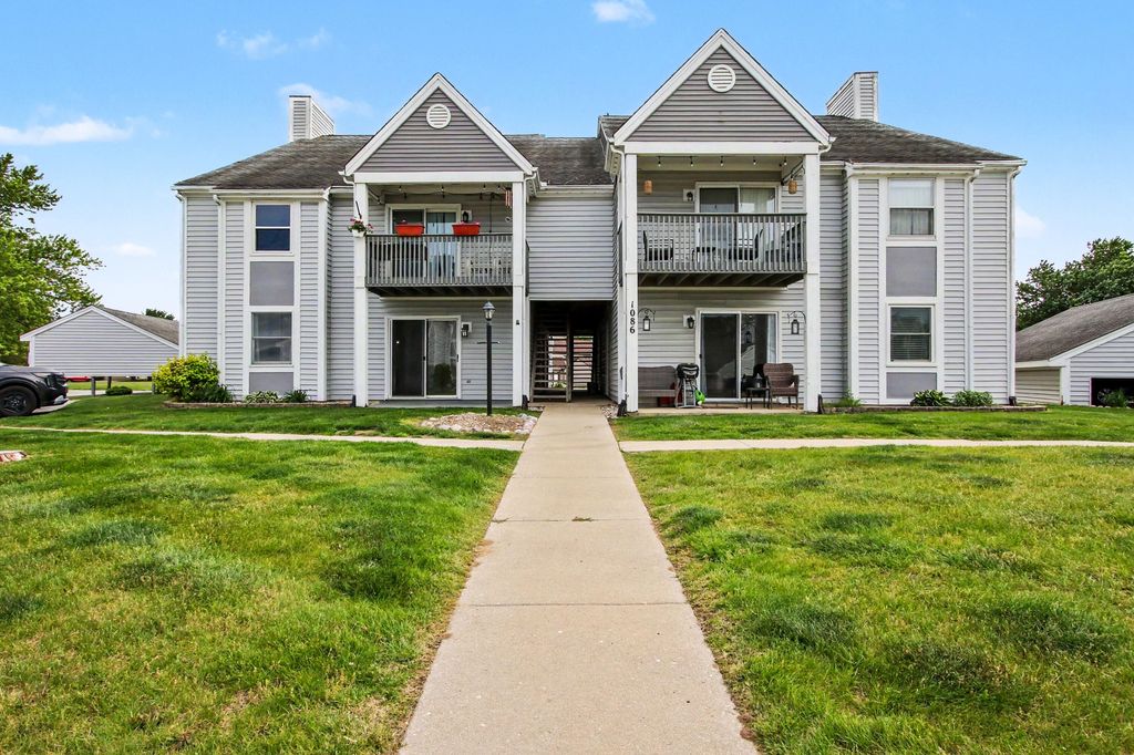 Photo of 1086 Millpond Road #B, Valparaiso, IN 46385 (MLS # 839569)