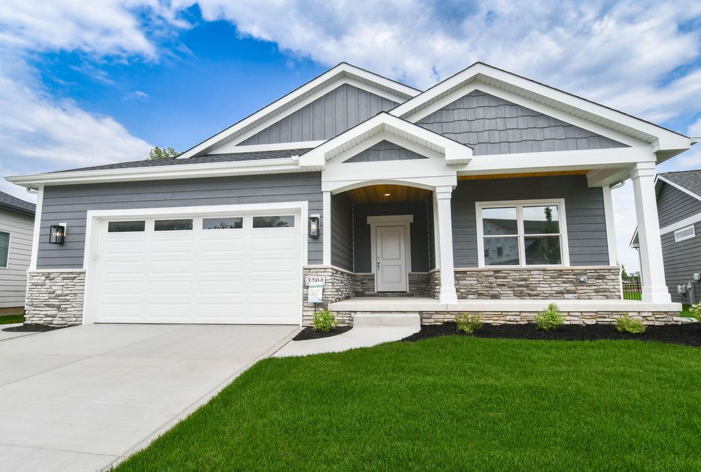 Photo of 7646 E 115th Avenue, Crown Point, IN 46307 (MLS # 839283)