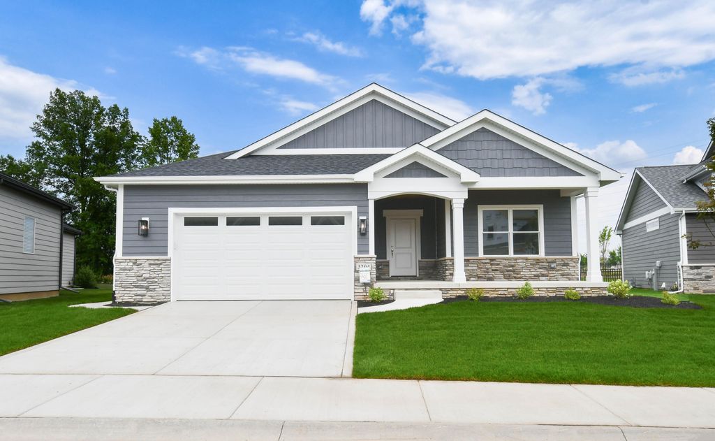 Photo of 7646 E 115th Avenue, Crown Point, IN 46307 (MLS # 839283)