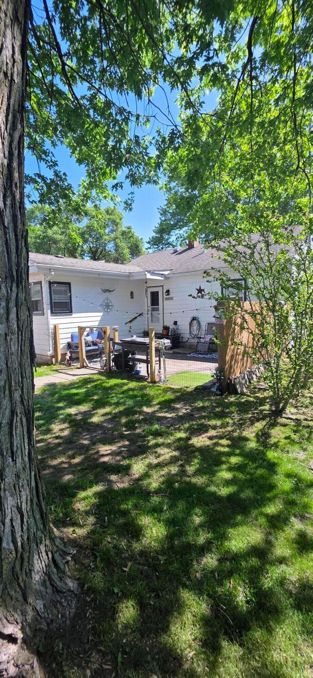 Photo of 410 N Polk Street, Morocco, IN 47963 (MLS # 838600)