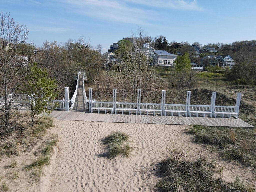 Photo of 830 Washington Park Blvd, Michigan City, IN 46360 (MLS # 840743)