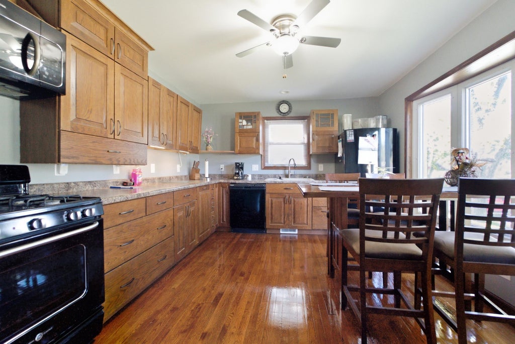 Photo of 5403 W Main Street, Lowell, IN 46356 (MLS # 846129)