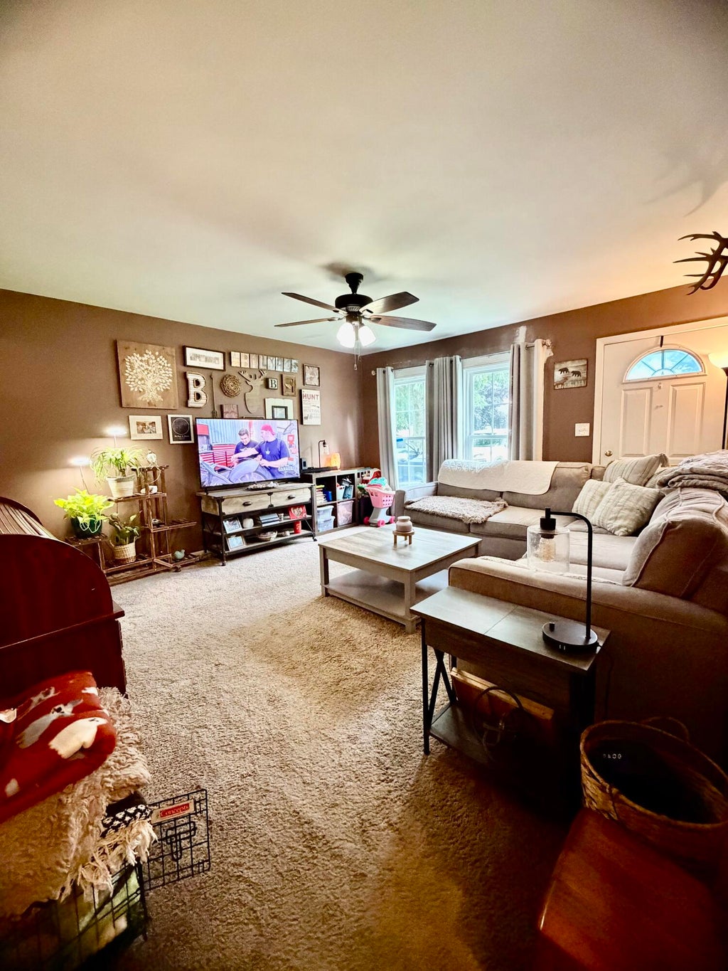 Photo of 1356 W 1st Place, Hobart, IN 46342 (MLS # 843282)