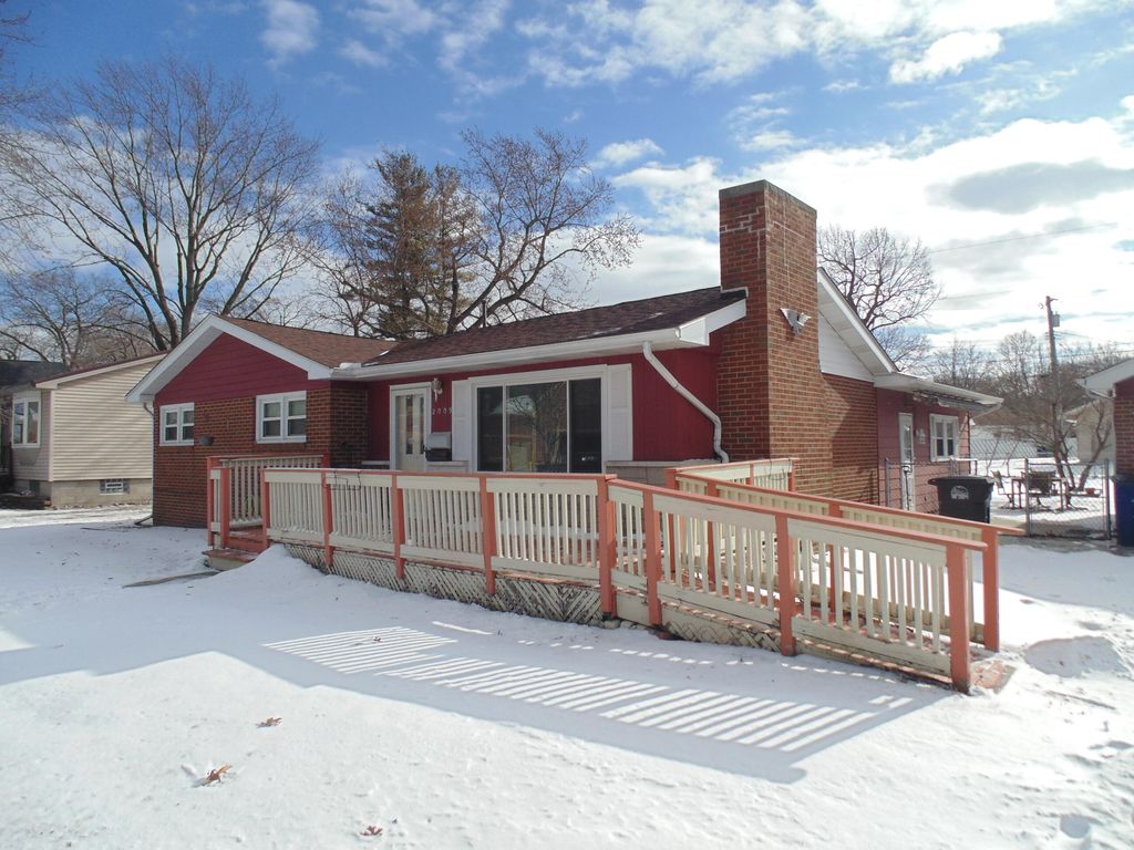 Photo of 2009 Fairview Avenue, Lake Station, IN 46405 (MLS # 833132)