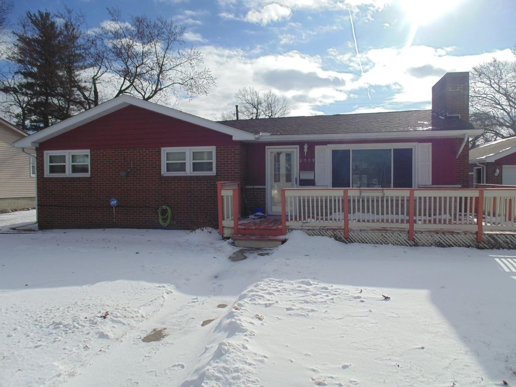 Photo of 2009 Fairview Avenue, Lake Station, IN 46405 (MLS # 833132)