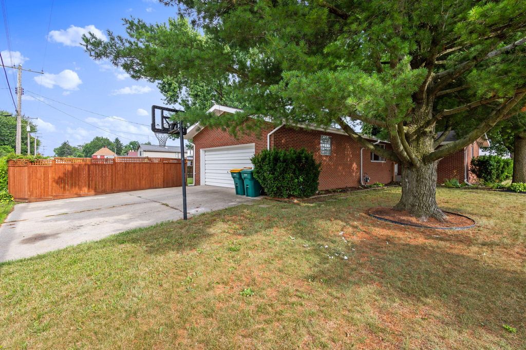 Photo of 201 Sheridan Avenue, North Judson, IN 46366 (MLS # 831832)