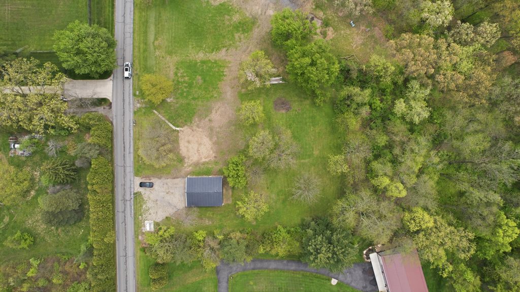 Photo of 100 E 700 N, Valparaiso, IN 46383 (MLS # 838632)