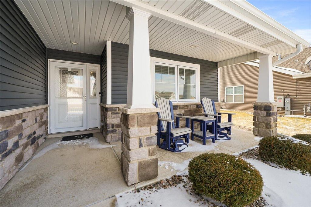 Photo of 14082 Breakwater Lane, Cedar Lake, IN 46303 (MLS # 833147)