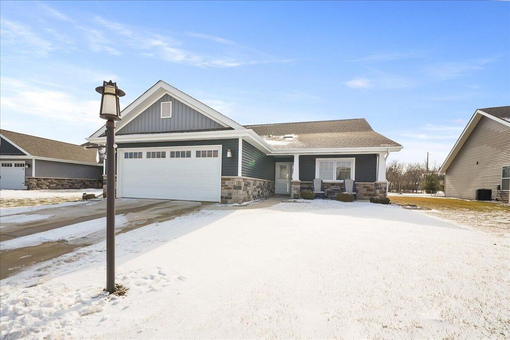 Photo of 14082 Breakwater Lane, Cedar Lake, IN 46303 (MLS # 833147)