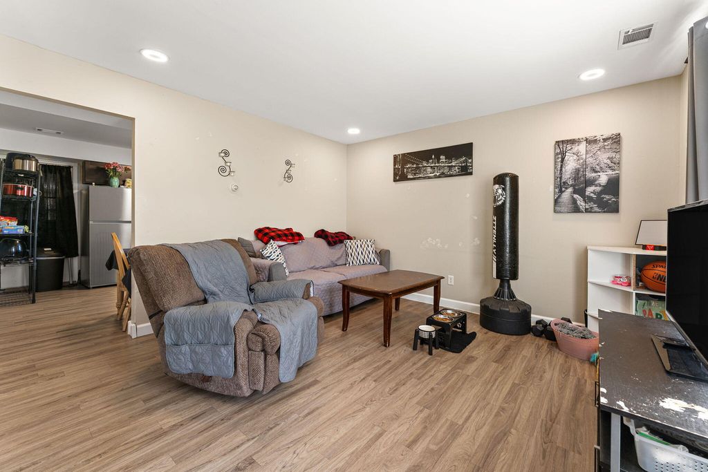 Photo of 2102-2104 Washington Avenue, Chesterton, IN 46304 (MLS # 837355)