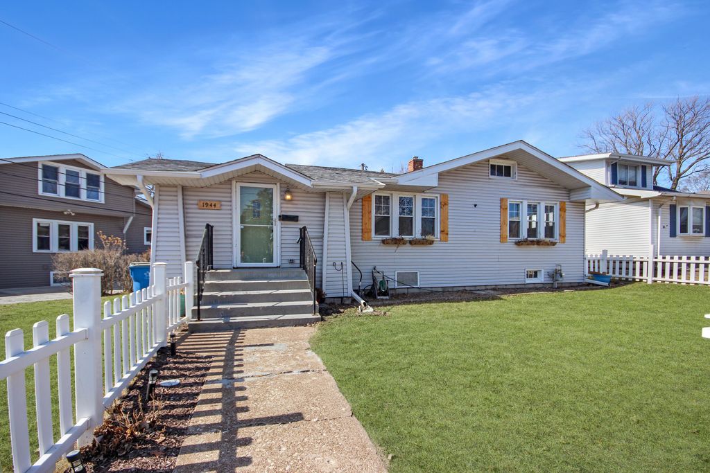 Photo of 1944 Warwick Avenue, Whiting, IN 46394 (MLS # 834909)