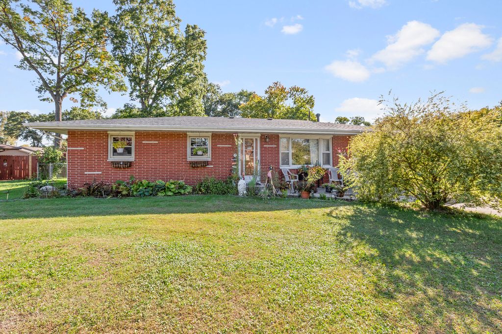 Photo of 6285 Prophet Avenue, Portage, IN 46368 (MLS # 829513)