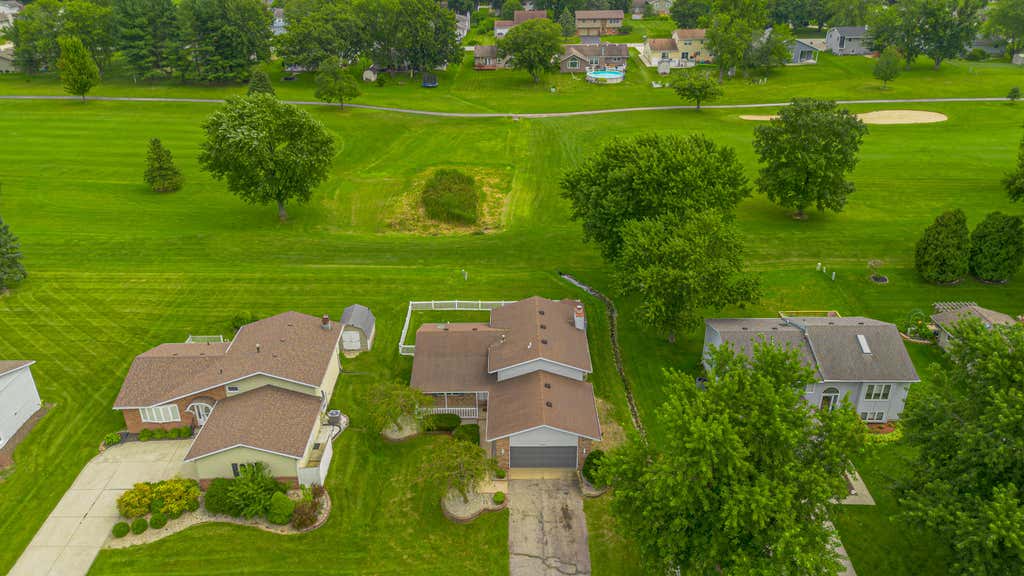 Photo of 3695 Kingsway Drive, Crown Point, IN 46307 (MLS # 843588)