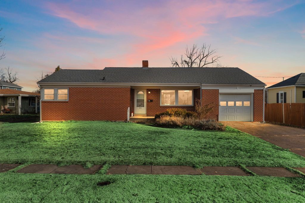 Photo of 323 S Home Avenue, Rensselaer, IN 47978 (MLS # 832361)