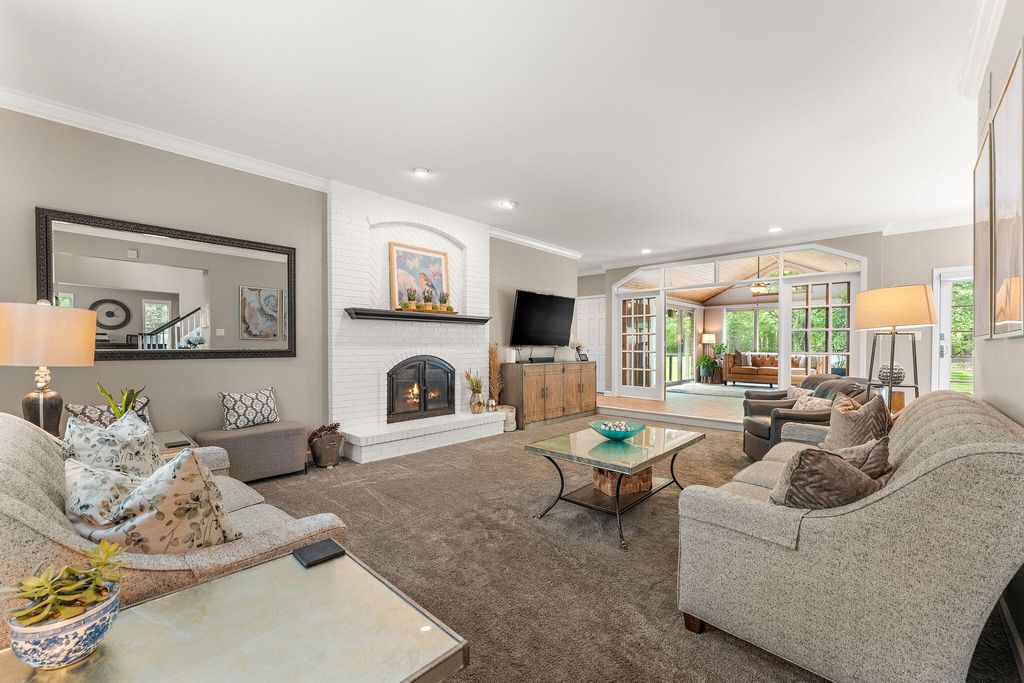 Photo of 902 Crabapple Lane, Valparaiso, IN 46383 (MLS # 839543)