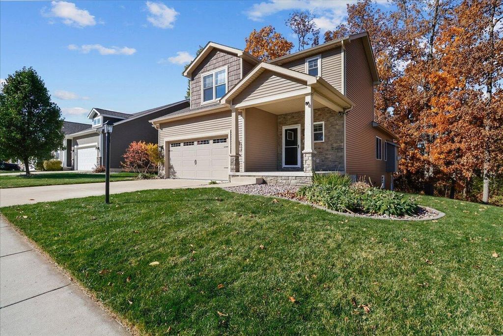 Photo of 615 Hatch Lake Parkway, Valparaiso, IN 46385 (MLS # 836952)