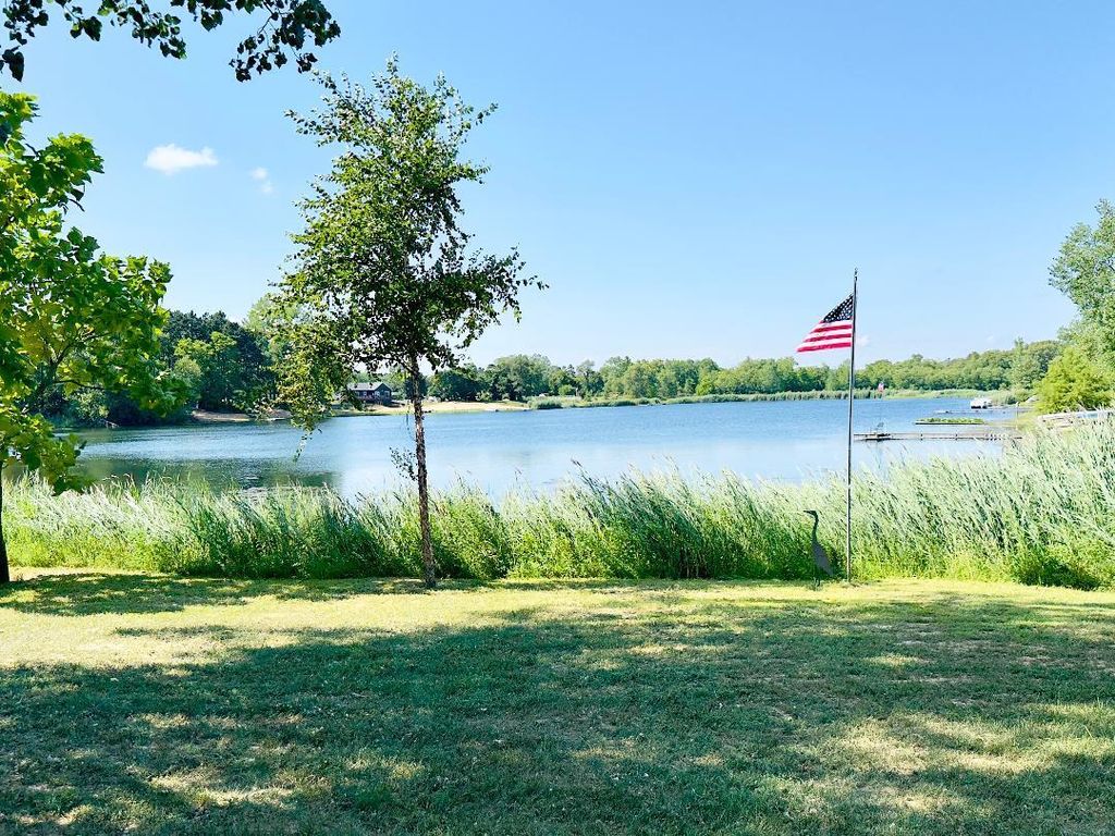 Photo of 9260 N 225 E, Lake Village, IN 46349 (MLS # 835543)