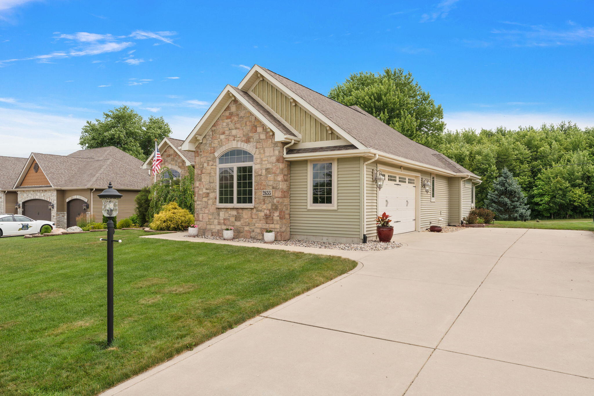 2655 Vivante Drive