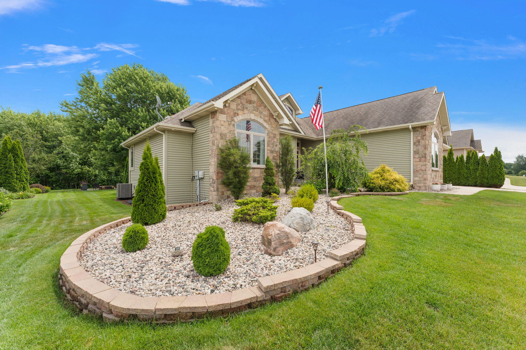 2655 Vivante Drive