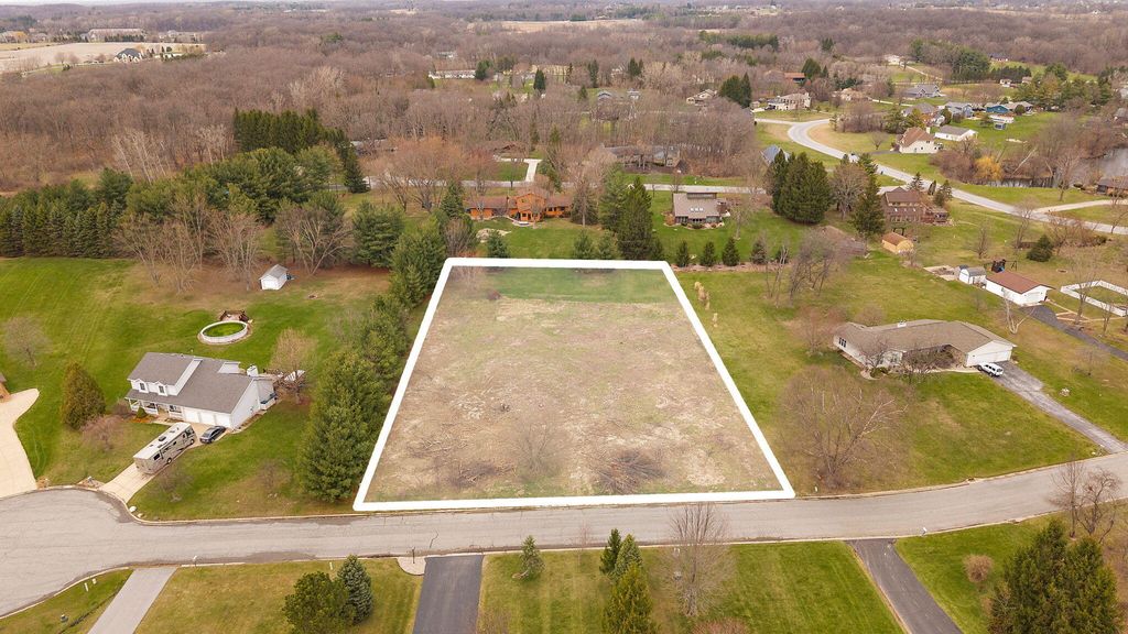 Photo of 427 Rolling Meadow Drive, Valparaiso, IN 46385 (MLS # 835917)