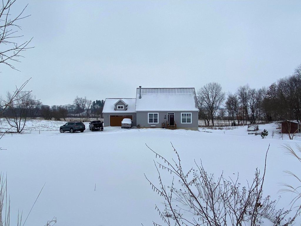 Photo of 166 W 200 S, Valparaiso, IN 46385 (MLS # 835459)
