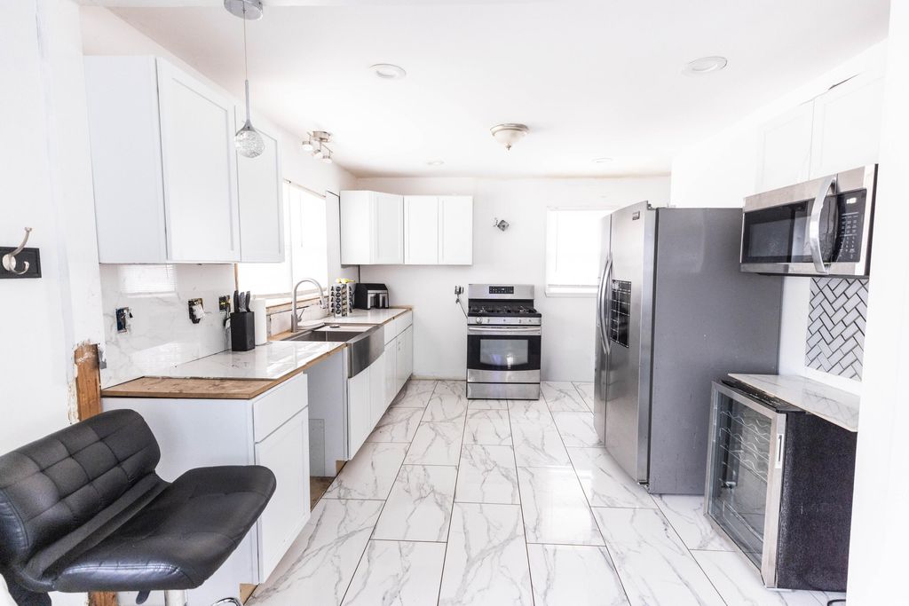 Photo of 4270 Madison Street, Gary, IN 46408 (MLS # 835080)