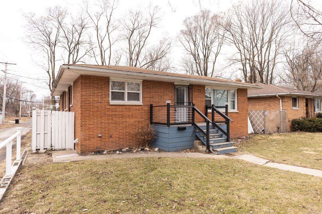 Photo of 4270 Madison Street, Gary, IN 46408 (MLS # 835080)