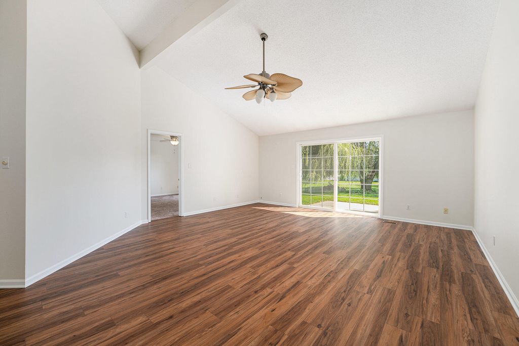 Photo of 1656 Jonquil Drive, Lowell, IN 46356 (MLS # 829319)