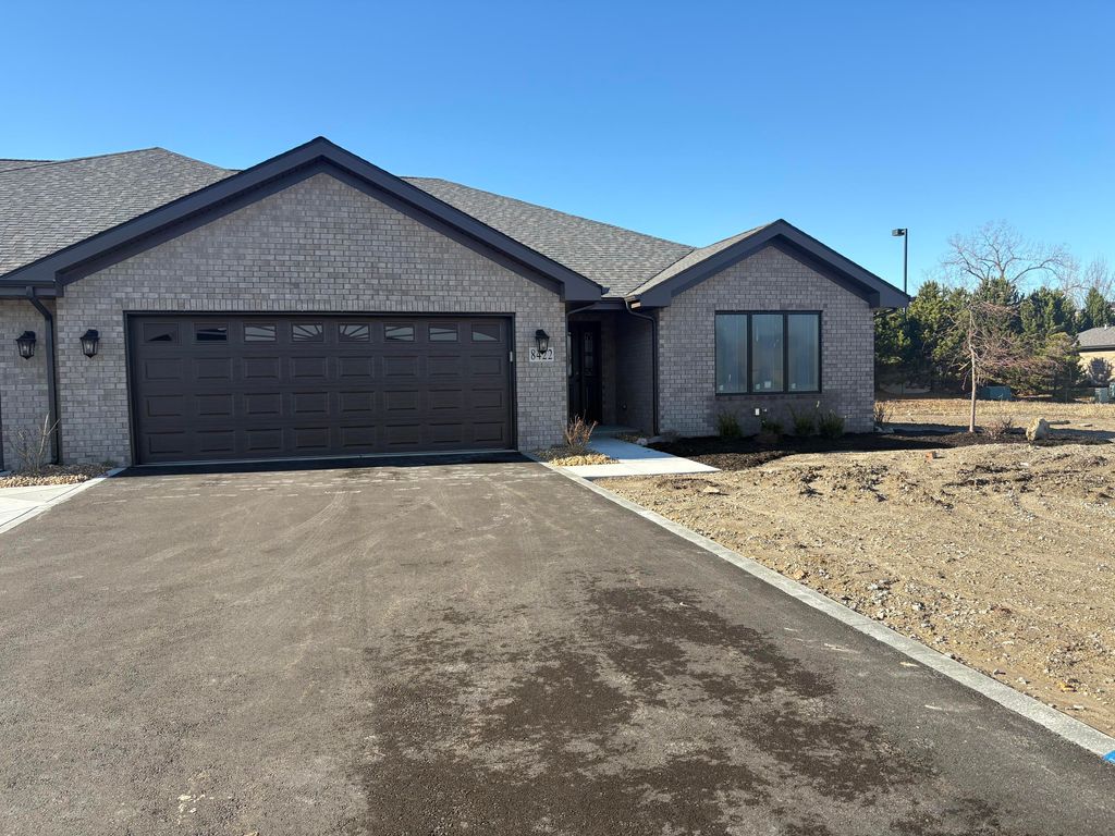 Photo of 8422 Shell Drive, Saint John, IN 46373 (MLS # 832577)