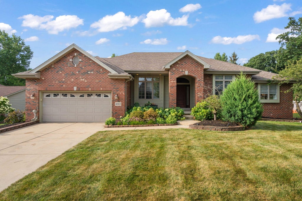 Photo of 4003 W 92nd Place, Merrillville, IN 46410 (MLS # 843034)