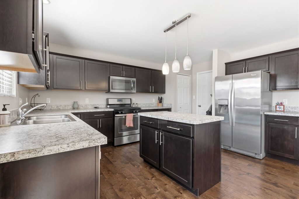 Photo of 13205 Mckinley Place, Crown Point, IN 46307 (MLS # 838009)