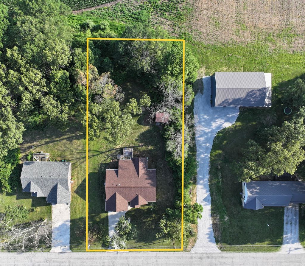 Photo of 3092 W 800 S, North Judson, IN 46366 (MLS # 834736)