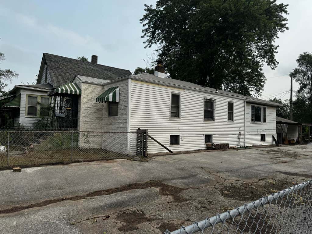Photo of 2589 Jefferson Street, Gary, IN 46407 (MLS # 843717)