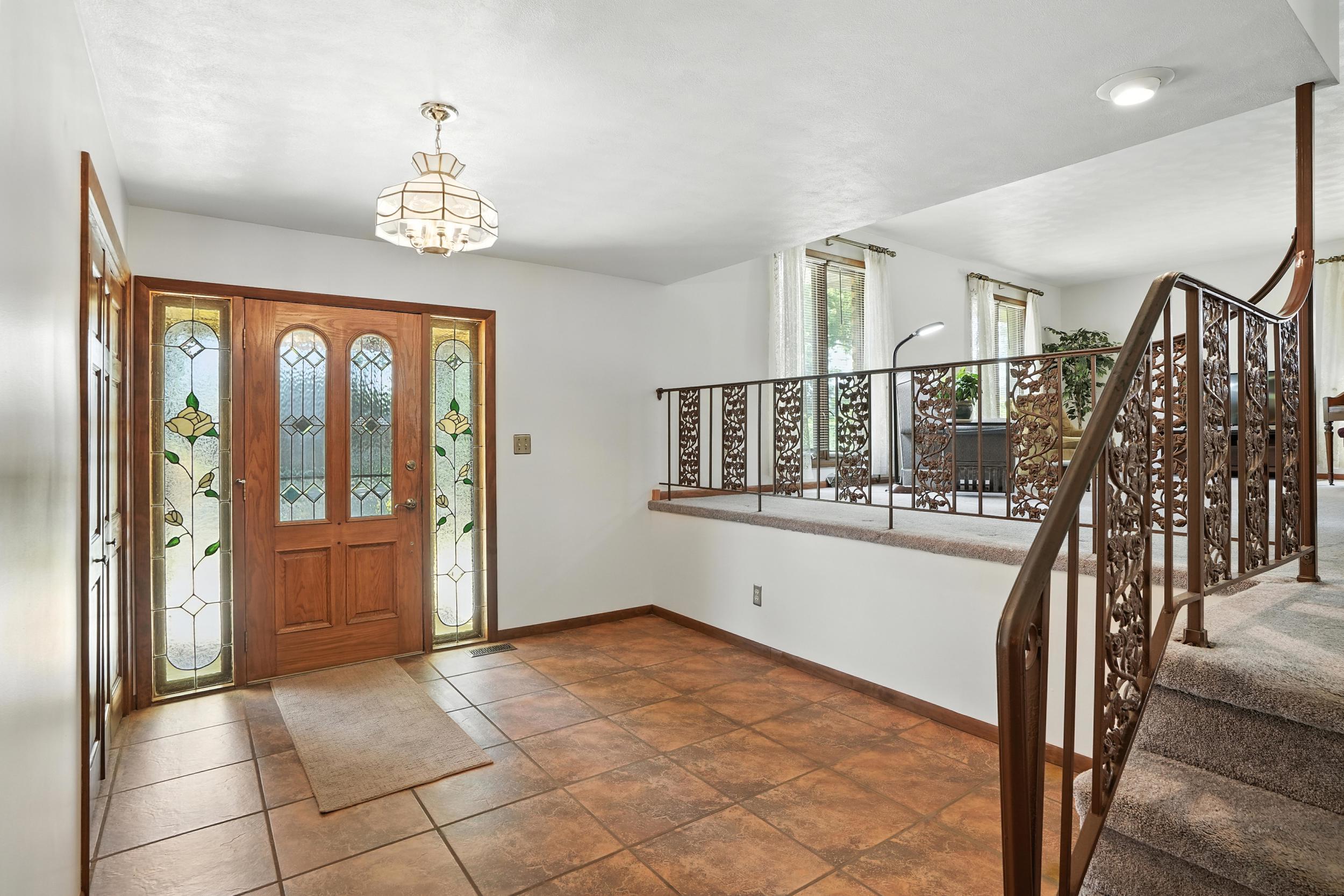 1246 River Drive
