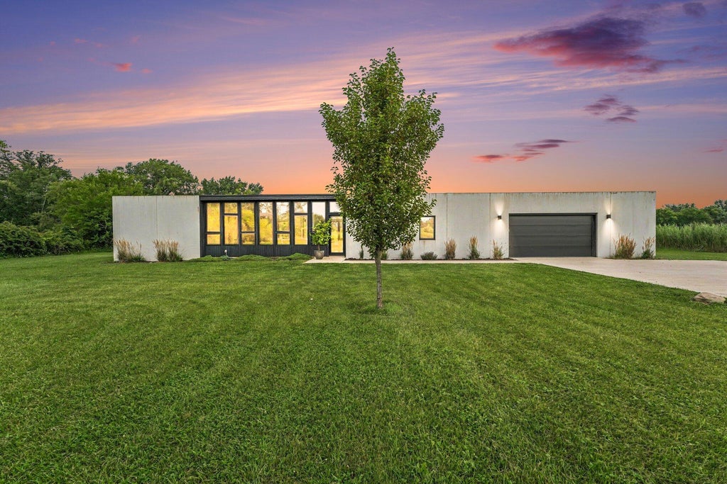 Photo of 691 St Rd 130, Hobart, IN 46342 (MLS # 847275)