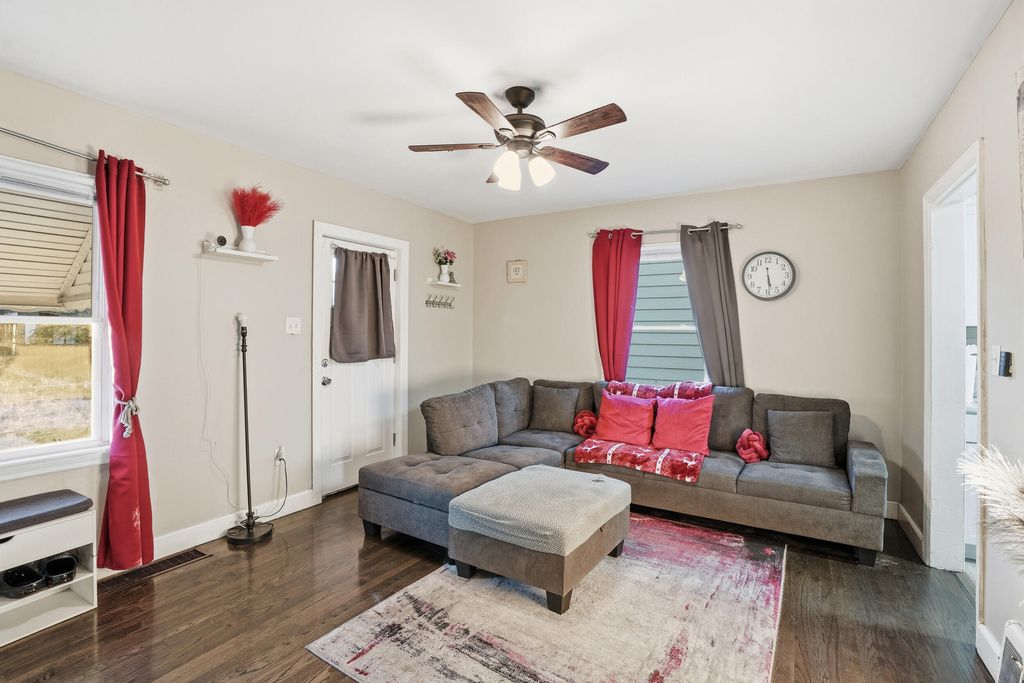 Photo of 6541 Mccook Avenue, Hammond, IN 46323 (MLS # 829519)