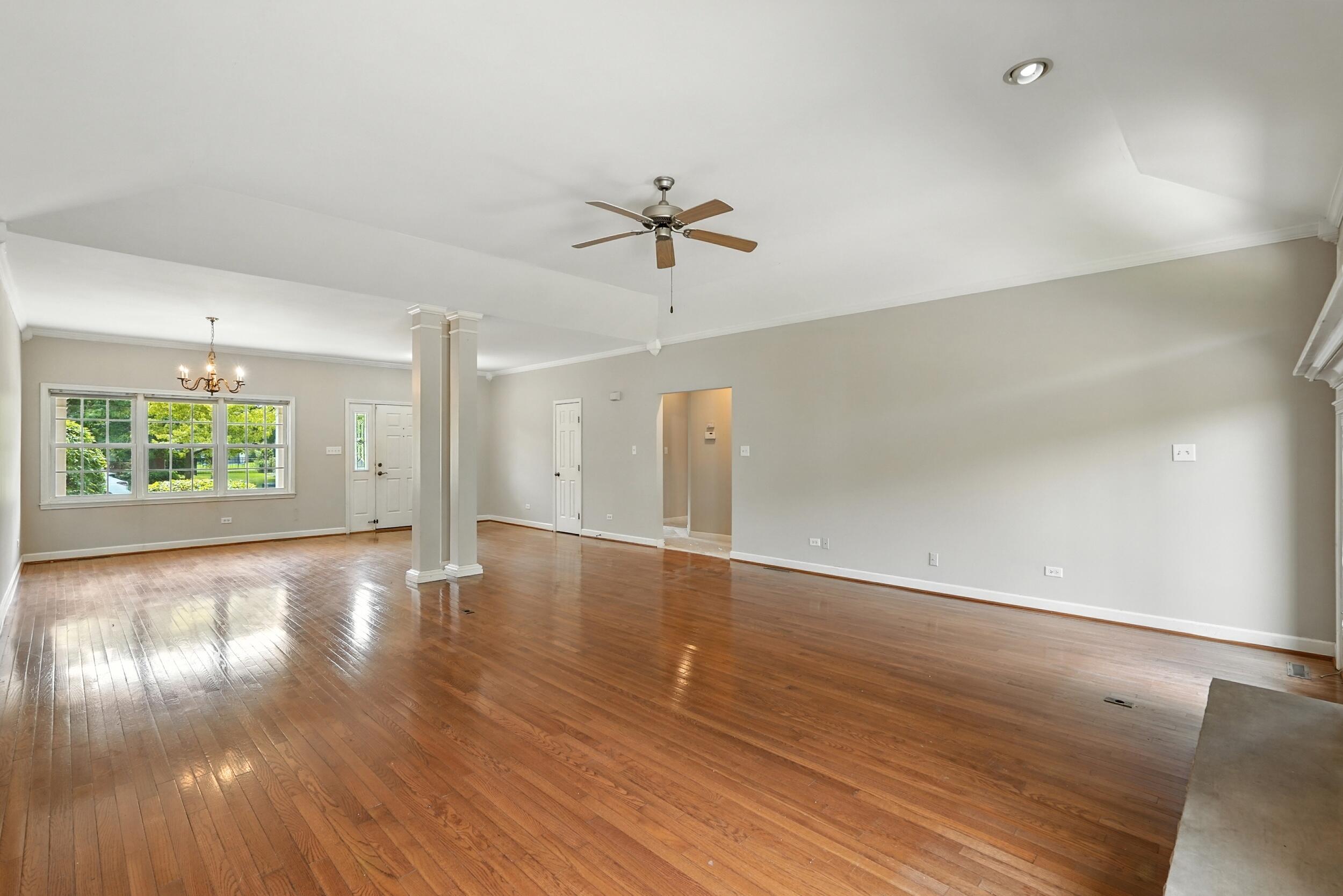 1121 Boxwood Drive