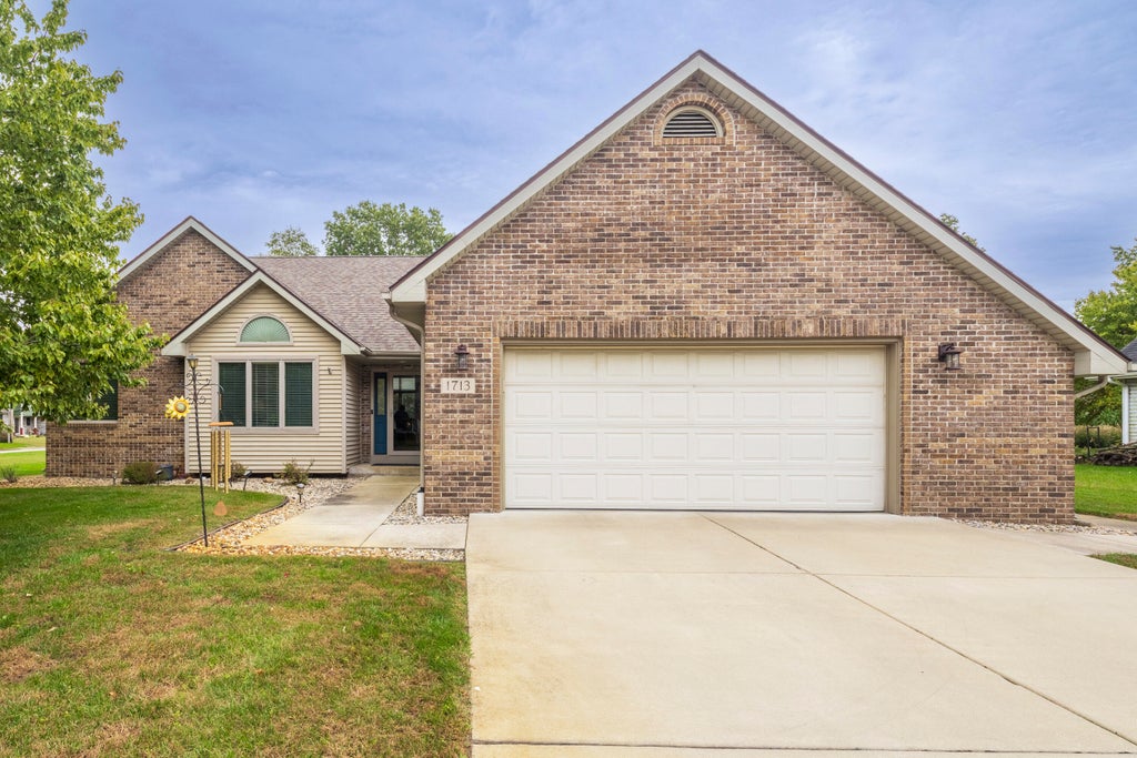 Photo of 1713 Kapok Street SW, DeMotte, IN 46310 (MLS # 846784)