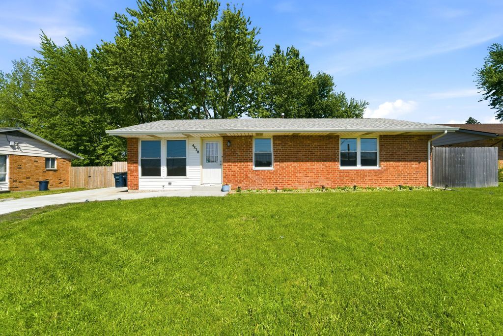 Photo of 4520 Ohio Street, Michigan City, IN 46360 (MLS # 839054)