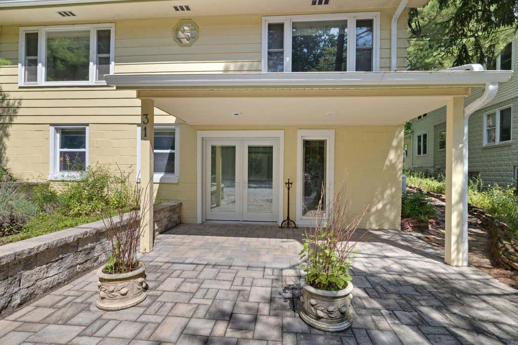 Photo of 31 S Lake Shore County Road, Beverly Shores, IN 46301 (MLS # 843500)